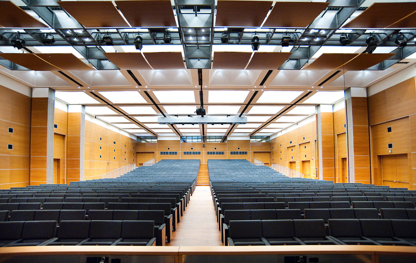 Caurum Hall Guido d'Arezzo - Auditorium DSC 4402